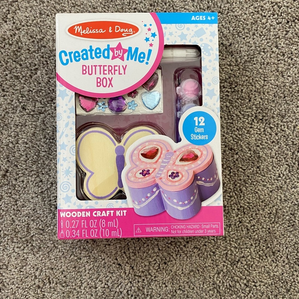 NEW Melissa and Doug Butterfly craft box! Paint and Gems